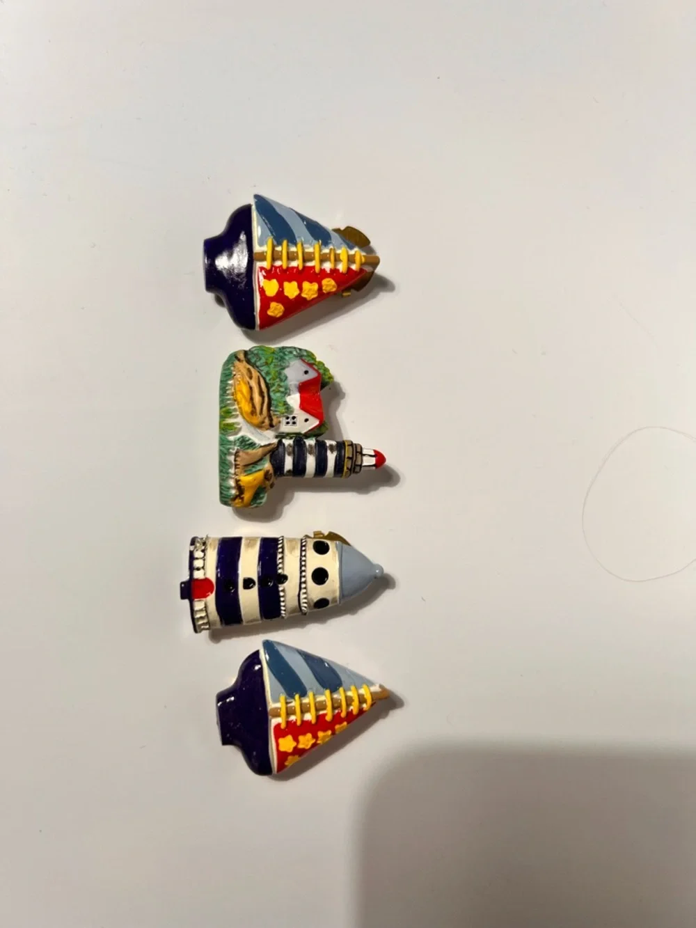 Quacker Factory assorted button covers. - Picture 4 of 8